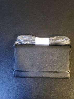 mark. Black Crossbody Wallet Bag
